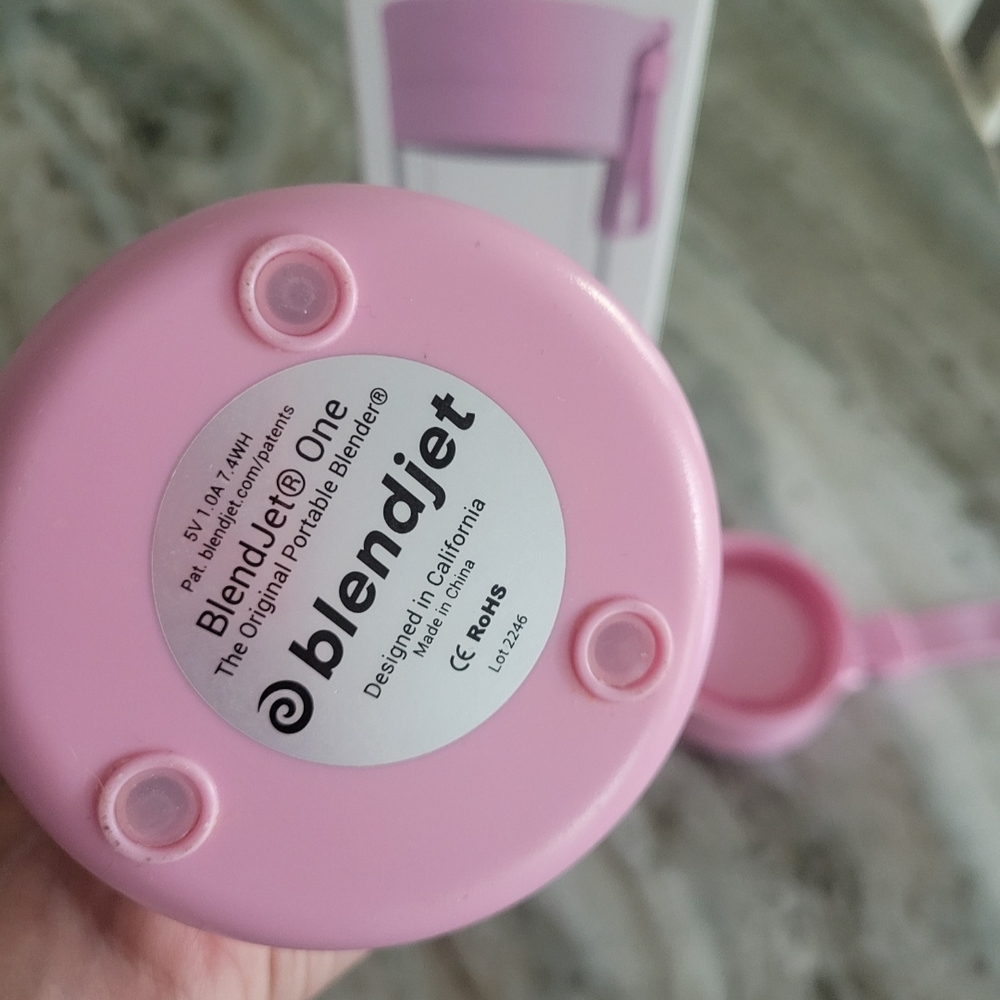 Pink Portable Blender - Picture 4 of 5